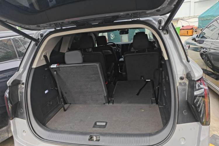Used Hongqi HS7 PHEV 2024 2.0T PHEV Four-Wheel-Drive Flagship Edition 6 Seats Trunk