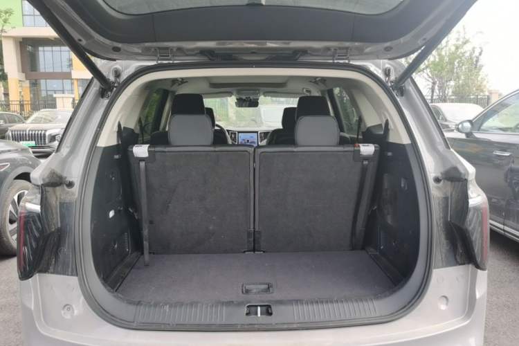 Used Hongqi HS7 PHEV 2024 2.0T PHEV Four-Wheel-Drive Flagship Edition 6 Seats Trunk