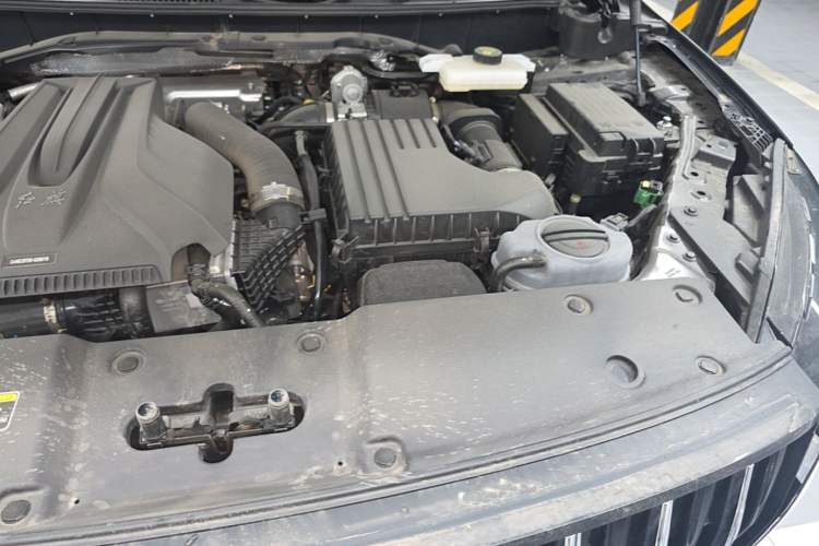 Used Hongqi HS7 PHEV 2024 2.0T PHEV Four-Wheel Drive Flagship Edition 6 Seats Engine Bay Left