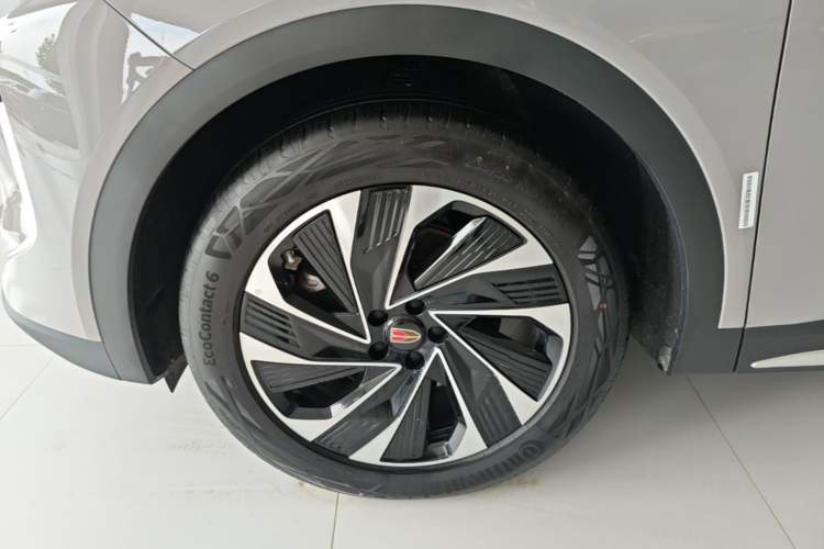 Used Hongqi HS7 PHEV 2024 2.0T PHEV Four-Wheel-Drive Flagship Edition 6 Seats Left Front Wheel Hub