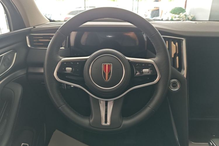 Used Hongqi HS7 PHEV 2024 2.0T PHEV Four-Wheel-Drive Flagship Edition 6 Seats Steering Wheel