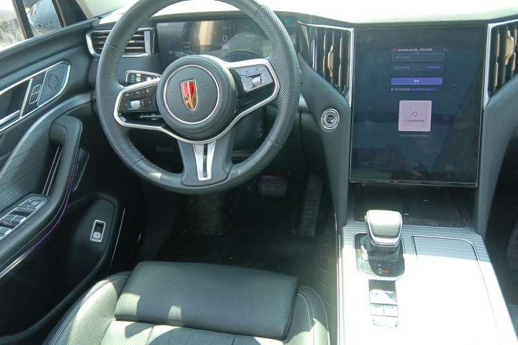 Used Hongqi HS7 PHEV 2024 2.0T PHEV Four-Wheel-Drive Flagship Edition 6 Seats Steering Wheel