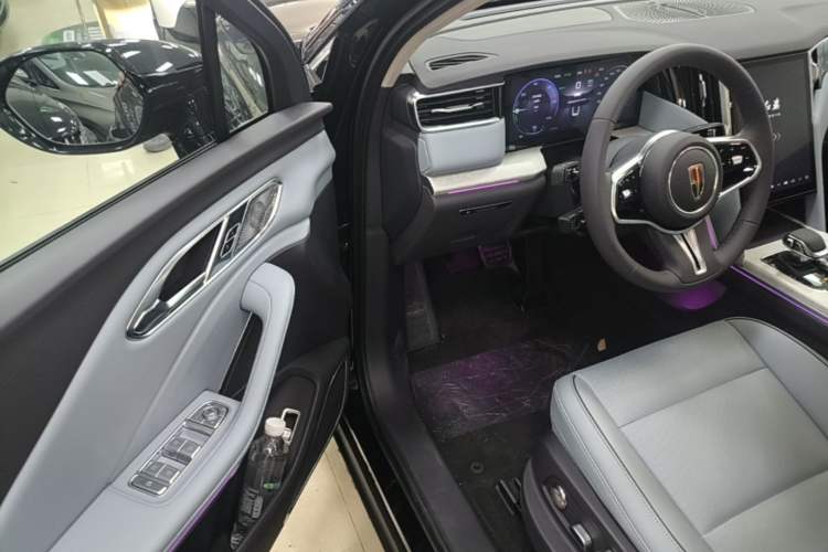 Used Hongqi HS7 PHEV 2025 Model 2.0T PHEV Two-Wheel Drive Qi Xiang Edition 6-Seater Driver Seat