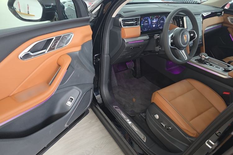 Used Hongqi HS7 PHEV 2025 Model 2.0T PHEV Four-Wheel Drive 2 Million Units Commemorative Edition 6-Seater Driver Seat