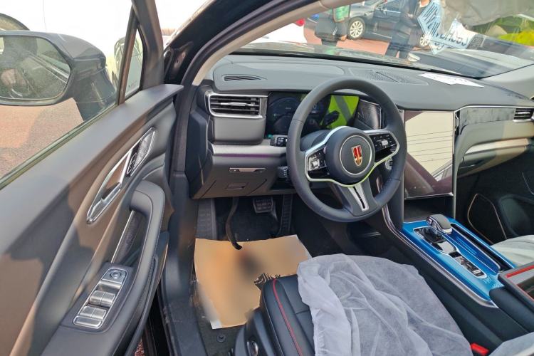 Used Hongqi HS7 PHEV 2025 Model 2.0T PHEV Two-Wheel Drive Qi Xiang Edition 6-Seater Driver Seat