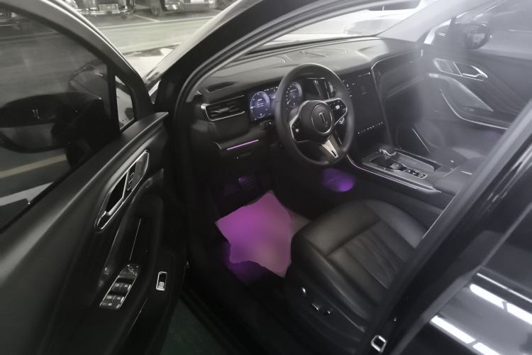 Used Hongqi HS7 PHEV 2025 Model 2.0T PHEV Two-Wheel Drive Qi Xiang Edition 6-Seater Driver Seat