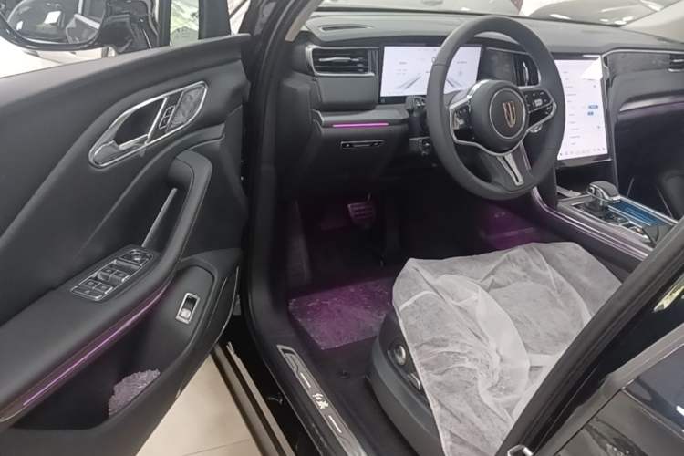 Used Hongqi HS7 PHEV 2025 Model 2.0T PHEV Four-Wheel Drive 2 Million Units Commemorative Edition 6-Seater Driver Seat