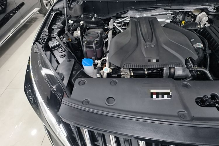 Used Hongqi HS7 PHEV 2025 Model 2.0T PHEV Two-Wheel Drive Qi Xiang Edition 7-Seater Engine Bay Right