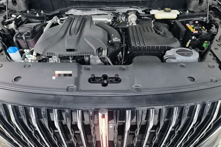 Used Hongqi HS7 PHEV 2025 Model 2.0T PHEV Two-Wheel Drive Qi Xiang Edition 7-Seater Engine Bay