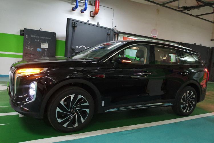 Used Hongqi HS7 PHEV 2025 Model 2.0T PHEV Two-Wheel Drive Qi Xiang Edition 6-Seater Exterior 3