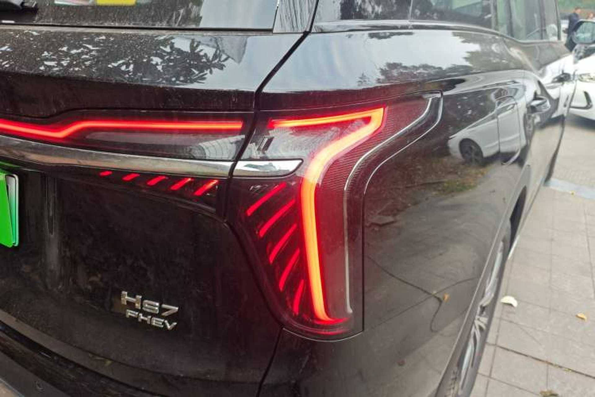 Used Hongqi HS7 PHEV 2025 Model 2.0T PHEV Four-Wheel Drive 2 Million Units Commemorative Edition 6-Seater Exterior 6
