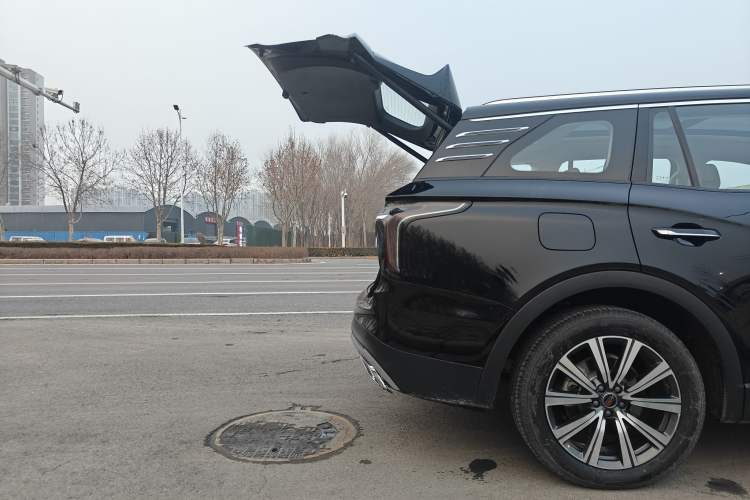 Used Hongqi HS7 PHEV 2025 Model 2.0T PHEV Four-Wheel Drive 2 Million Units Commemorative Edition 6-Seater Exterior 8