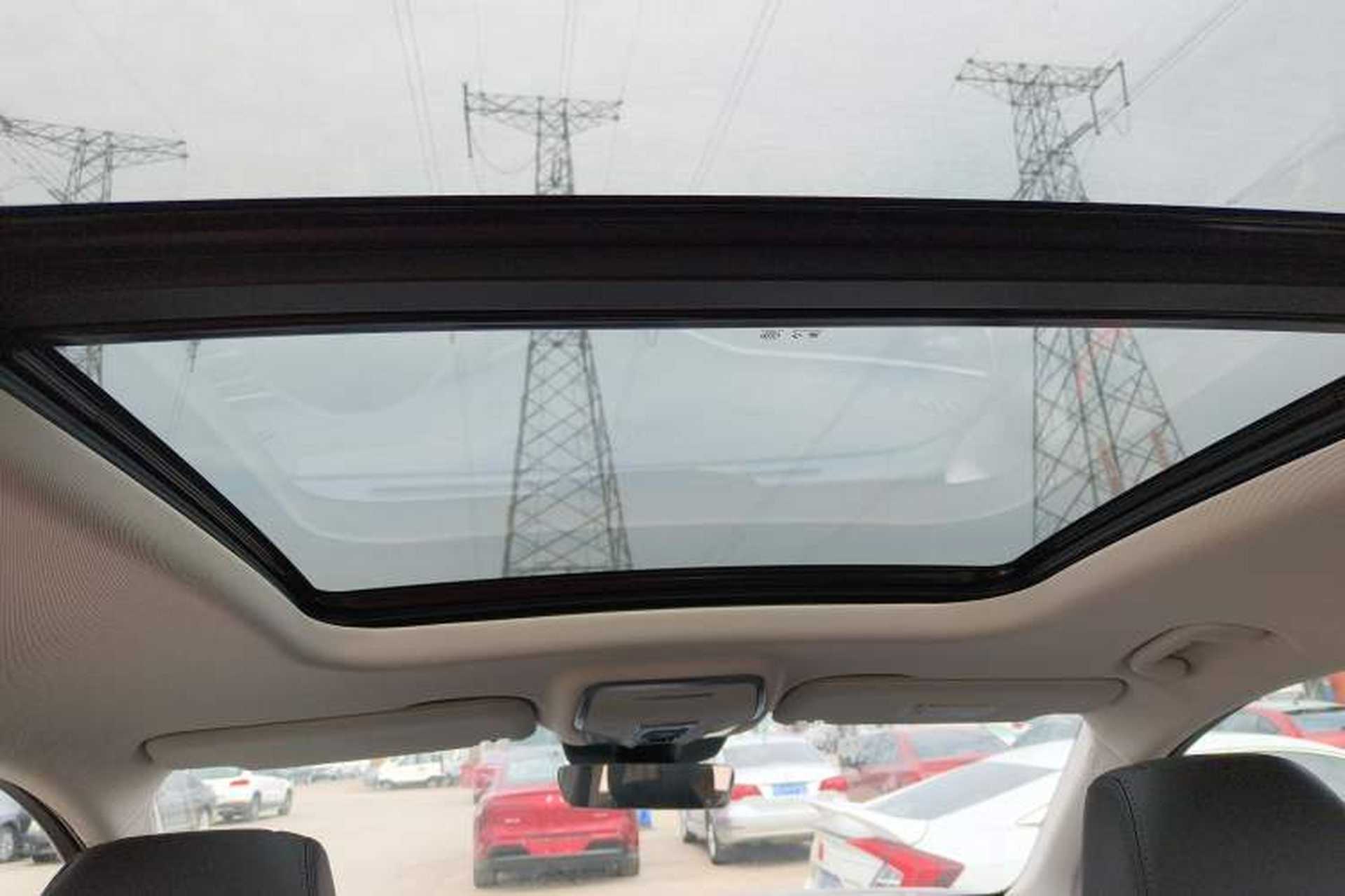 Used Hongqi HS7 PHEV 2025 Model 2.0T PHEV Two-Wheel Drive Qi Xiang Edition 6-Seater Headliner