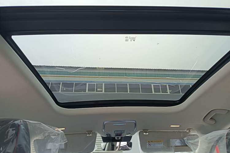 Used Hongqi HS7 PHEV 2025 Model 2.0T PHEV Four-Wheel Drive 2 Million Units Commemorative Edition 6-Seater Headliner