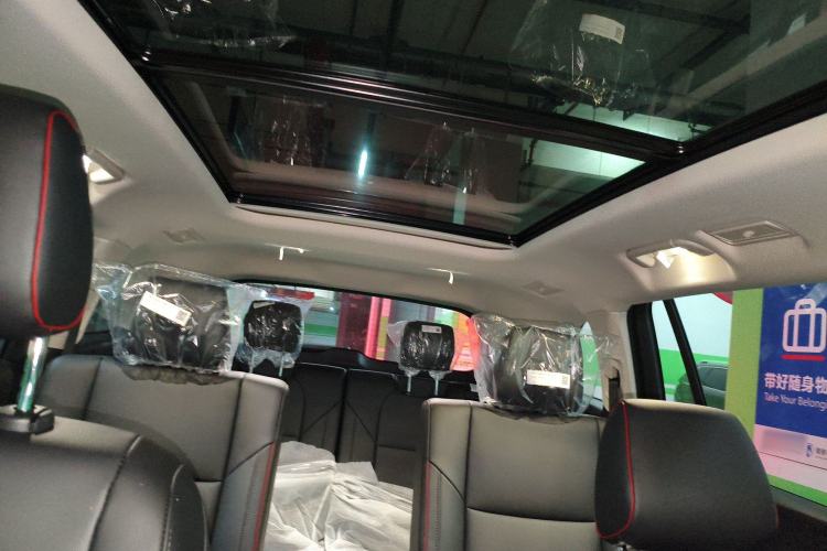 Used Hongqi HS7 PHEV 2025 Model 2.0T PHEV Two-Wheel Drive Qi Xiang Edition 6-Seater Headliner