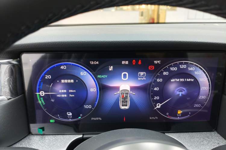 Used Hongqi HS7 PHEV 2025 Model 2.0T PHEV Four-Wheel Drive 2 Million Units Commemorative Edition 6-Seater Instrument Cluster