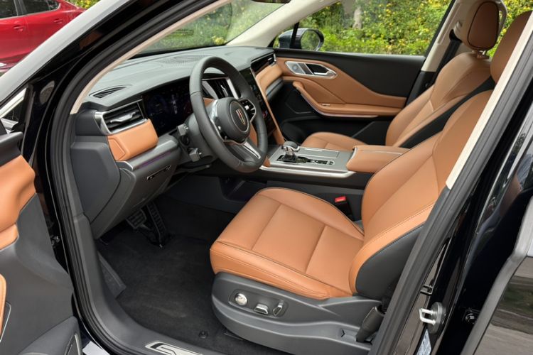 Used Hongqi HS7 PHEV 2025 Model 2.0T PHEV Four-Wheel Drive 2 Million Units Commemorative Edition 6-Seater Interior 2