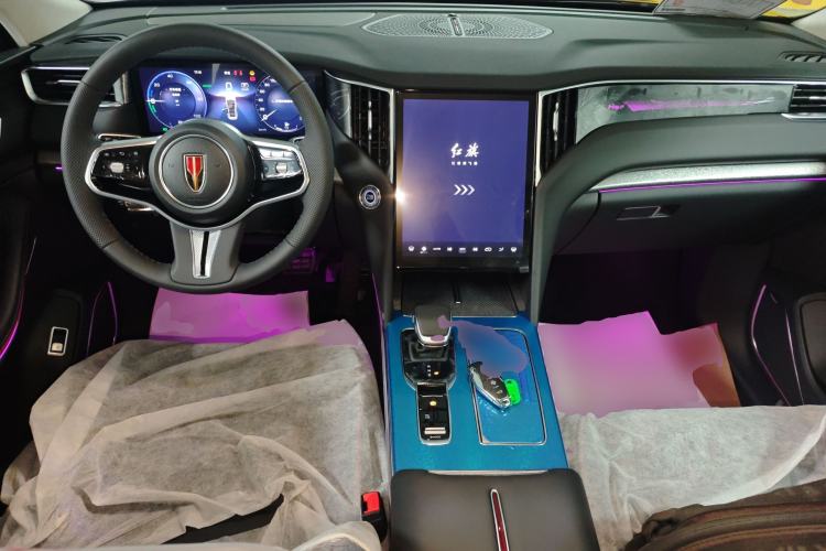 Used Hongqi HS7 PHEV 2025 Model 2.0T PHEV Four-Wheel Drive 2 Million Units Commemorative Edition 6-Seater Interior 2