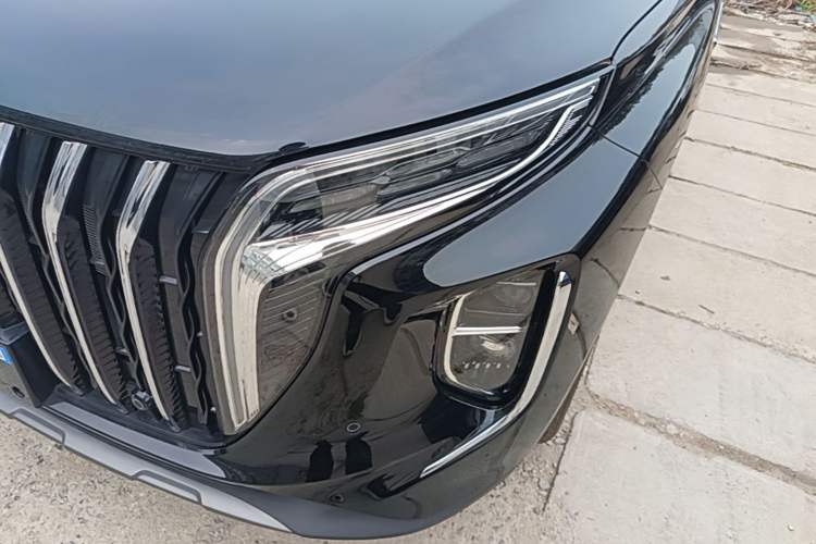 Used Hongqi HS7 PHEV 2025 Model 2.0T PHEV Four-Wheel Drive 2 Million Units Commemorative Edition 6-Seater Left Front Headlight