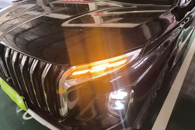 Used Hongqi HS7 PHEV 2025 Model 2.0T PHEV Two-Wheel Drive Qi Xiang Edition 6-Seater Left Front Headlight