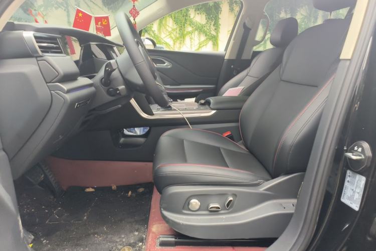 Used Hongqi HS7 PHEV 2025 Model 2.0T PHEV Four-Wheel Drive 2 Million Units Commemorative Edition 6-Seater Left Front Seat