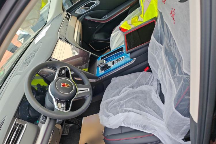 Used Hongqi HS7 PHEV 2025 Model 2.0T PHEV Two-Wheel Drive Qi Xiang Edition 6-Seater Left Front Seat