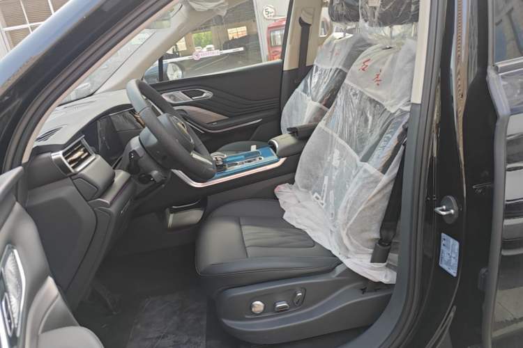 Used Hongqi HS7 PHEV 2025 Model 2.0T PHEV Two-Wheel Drive Qi Xiang Edition 7-Seater Left Front Seat