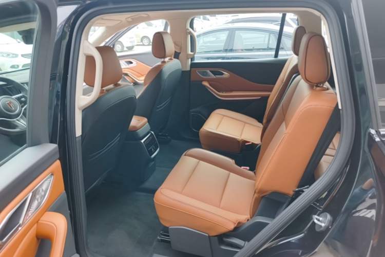 Used Hongqi HS7 PHEV 2025 Model 2.0T PHEV Four-Wheel Drive 2 Million Units Commemorative Edition 6-Seater Left Rear Seat