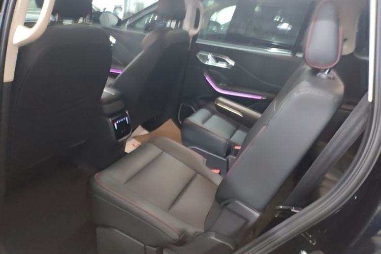 Used Hongqi HS7 PHEV 2025 Model 2.0T PHEV Four-Wheel Drive 2 Million Units Commemorative Edition 6-Seater Left Rear Seat