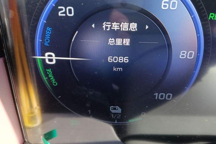 Used Hongqi HS7 PHEV 2025 Model 2.0T PHEV Two-Wheel Drive Qi Xiang Edition 6-Seater Odometer Close Up