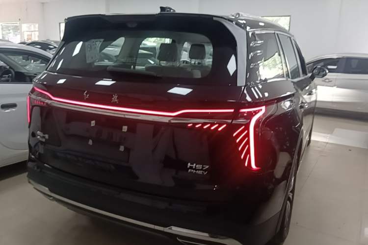 Used Hongqi HS7 PHEV 2025 Model 2.0T PHEV Four-Wheel Drive 2 Million Units Commemorative Edition 6-Seater Rear Right 45 Deg