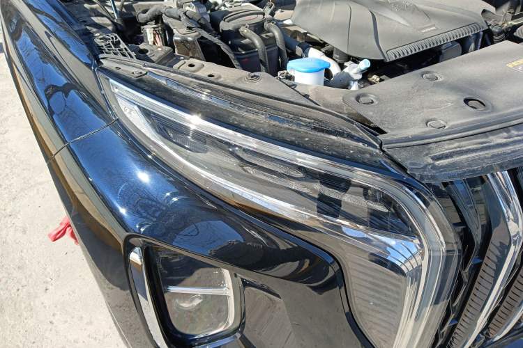 Used Hongqi HS7 PHEV 2025 Model 2.0T PHEV Two-Wheel Drive Qi Xiang Edition 6-Seater Right Front Headlight