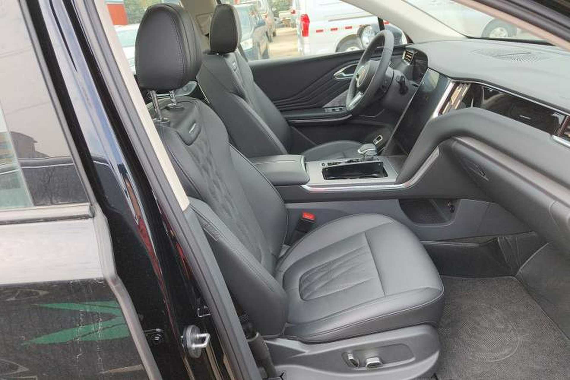 Used Hongqi HS7 PHEV 2025 Model 2.0T PHEV Two-Wheel Drive Qi Xiang Edition 6-Seater Right Front Seat