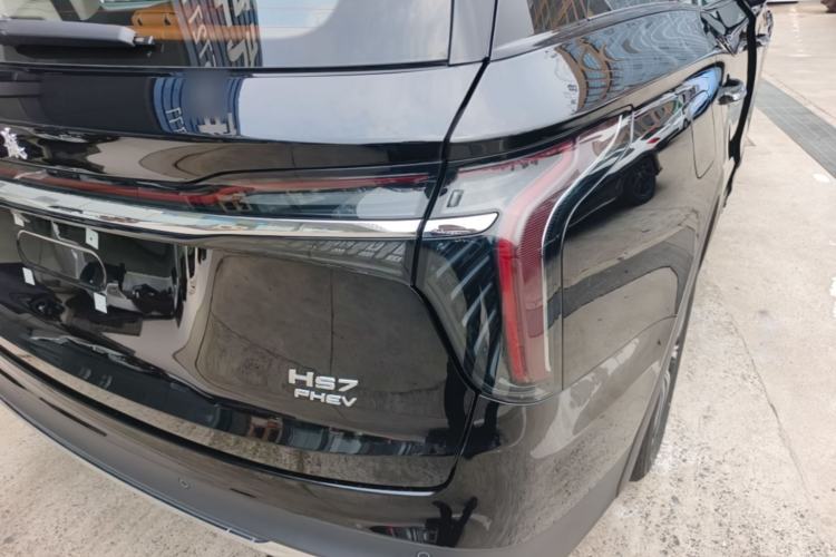Used Hongqi HS7 PHEV 2025 Model 2.0T PHEV Four-Wheel Drive 2 Million Units Commemorative Edition 6-Seater Right Rear Taillight