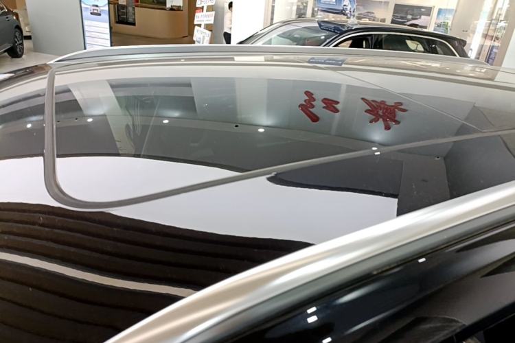 Used Hongqi HS7 PHEV 2025 Model 2.0T PHEV Four-Wheel Drive 2 Million Units Commemorative Edition 6-Seater Roof