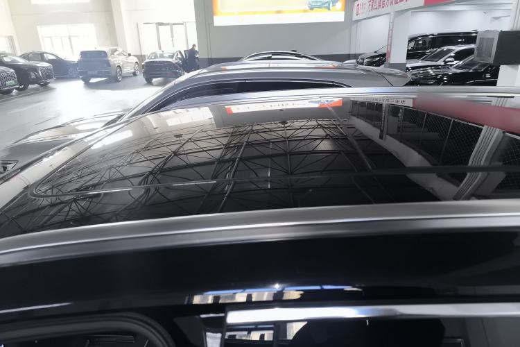 Used Hongqi HS7 PHEV 2025 Model 2.0T PHEV Two-Wheel Drive Qi Xiang Edition 6-Seater Roof
