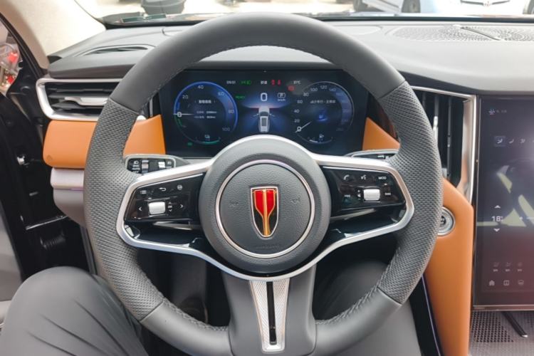 Used Hongqi HS7 PHEV 2025 Model 2.0T PHEV Four-Wheel Drive 2 Million Units Commemorative Edition 6-Seater Steering Wheel