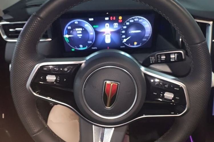 Used Hongqi HS7 PHEV 2025 Model 2.0T PHEV Four-Wheel Drive 2 Million Units Commemorative Edition 6-Seater Steering Wheel