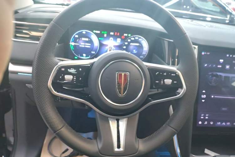 Used Hongqi HS7 PHEV 2025 Model 2.0T PHEV Two-Wheel Drive Qi Xiang Edition 6-Seater Steering Wheel