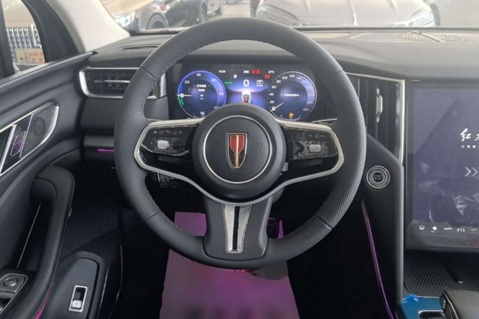 Used Hongqi HS7 PHEV 2025 Model Revised 2.0T PHEV Four-Wheel-Drive 2 Million Units Commemorative Edition 6-seater Steering Wheel