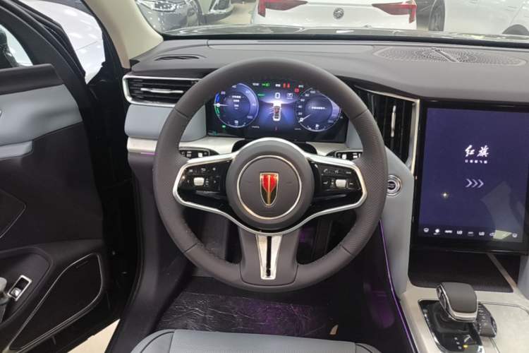 Used Hongqi HS7 PHEV 2025 Model 2.0T PHEV Two-Wheel Drive Qi Xiang Edition 6-Seater Steering Wheel