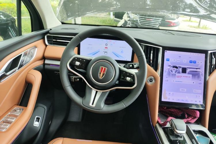 Used Hongqi HS7 PHEV 2025 Model 2.0T PHEV Four-Wheel Drive 2 Million Units Commemorative Edition 6-Seater Steering Wheel