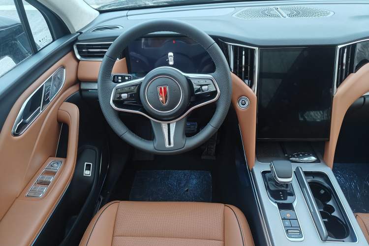 Used Hongqi HS7 PHEV 2025 Model 2.0T PHEV Four-Wheel Drive 2 Million Units Commemorative Edition 6-Seater Steering Wheel