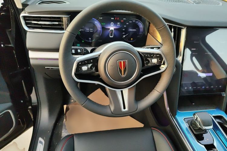 Used Hongqi HS7 PHEV 2025 Model 2.0T PHEV Four-Wheel Drive 2 Million Units Commemorative Edition 6-Seater Steering Wheel