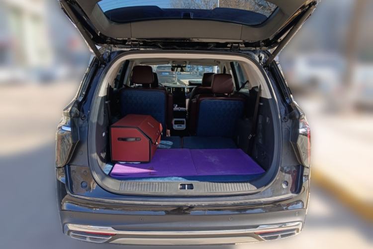 Used Hongqi HS7 PHEV 2025 Model 2.0T PHEV Two-Wheel Drive Qi Xiang Edition 6-Seater Trunk