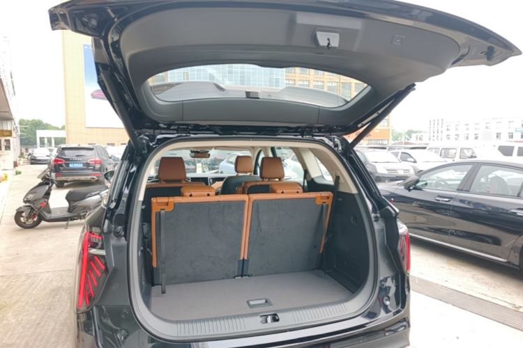 Used Hongqi HS7 PHEV 2025 Model 2.0T PHEV Four-Wheel Drive 2 Million Units Commemorative Edition 6-Seater Trunk