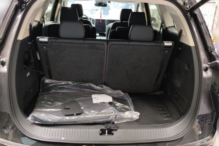 Used Hongqi HS7 PHEV 2025 Model 2.0T PHEV Four-Wheel Drive 2 Million Units Commemorative Edition 6-Seater Trunk