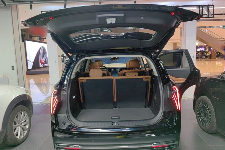 Used Hongqi HS7 PHEV 2025 Model 2.0T PHEV Four-Wheel Drive 2 Million Units Commemorative Edition 6-Seater Trunk