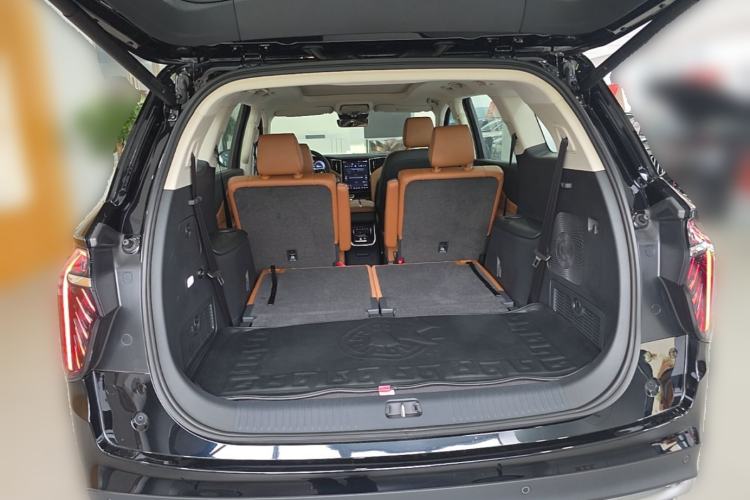 Used Hongqi HS7 PHEV 2025 Model 2.0T PHEV Four-Wheel Drive 2 Million Units Commemorative Edition 6-Seater Trunk