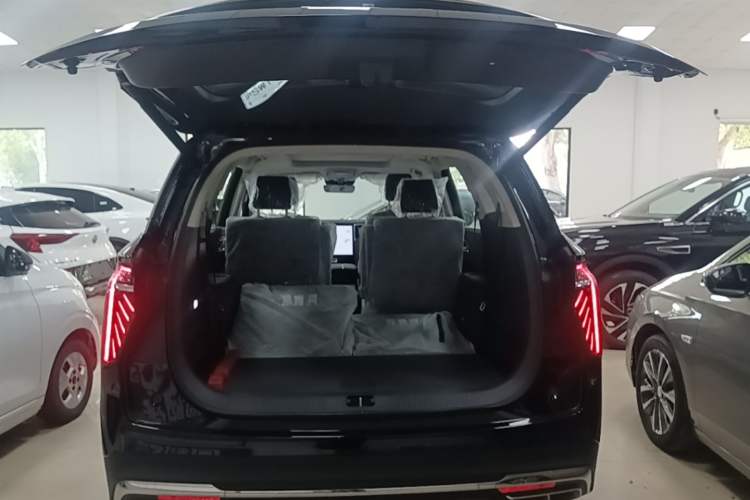 Used Hongqi HS7 PHEV 2025 Model 2.0T PHEV Four-Wheel Drive 2 Million Units Commemorative Edition 6-Seater Trunk